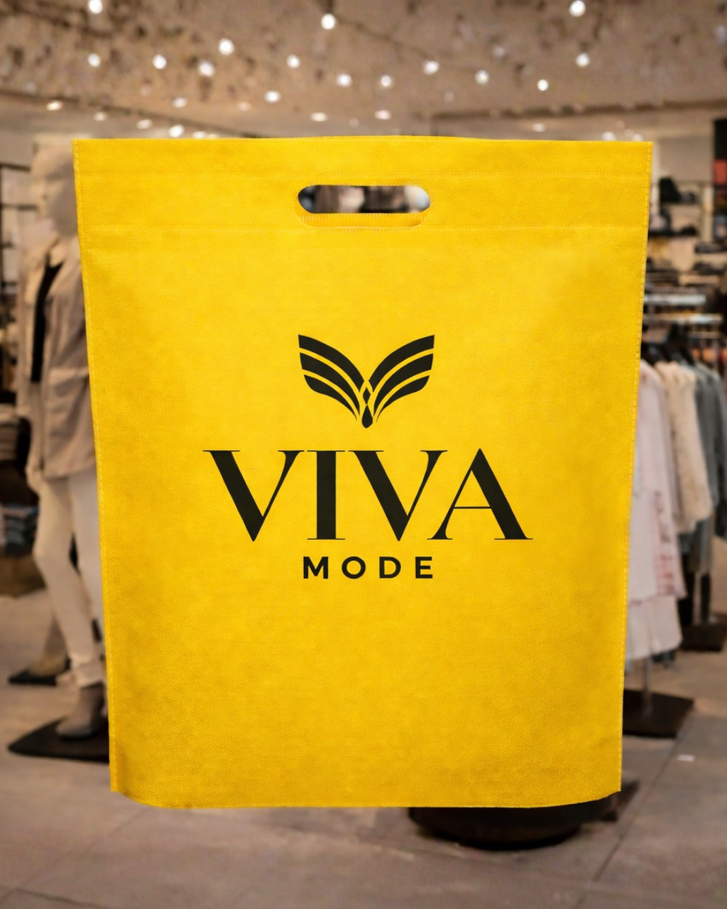 Nonwoven Dcut Bags | 15x19" | 80 GSM | MOQ - 3000 pcs